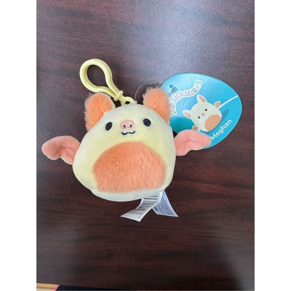 NWT Meghan Fruit Bat 3.5 Inch Squishmallows Backpack Clip